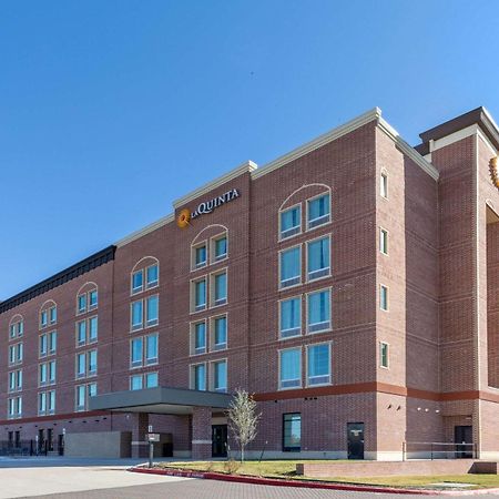 La Quinta Inn & Suites By Wyndham Dallas - Frisco Stadium Exterior foto